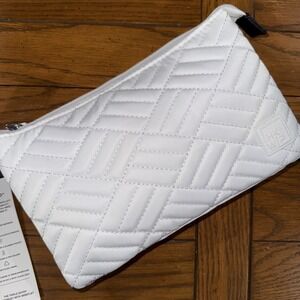 Crossbody Purse Triple Entry With Wristlet White Quilted Straps‎ NWT